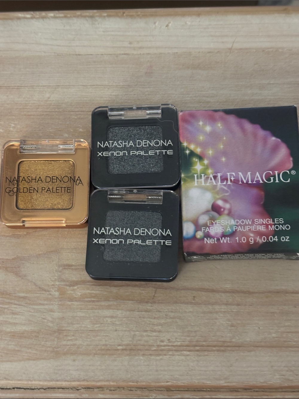 Assorted Eye shadows (914)